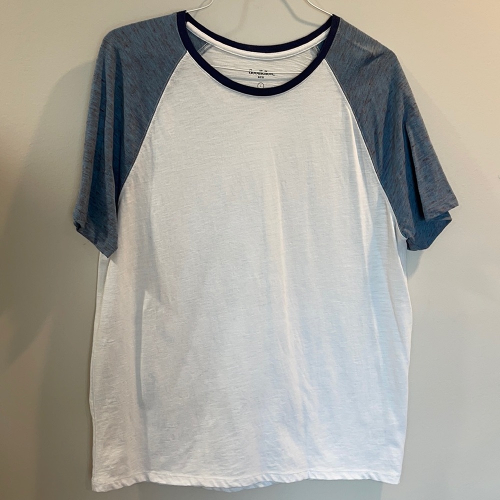 Goodfellow- T-shirt